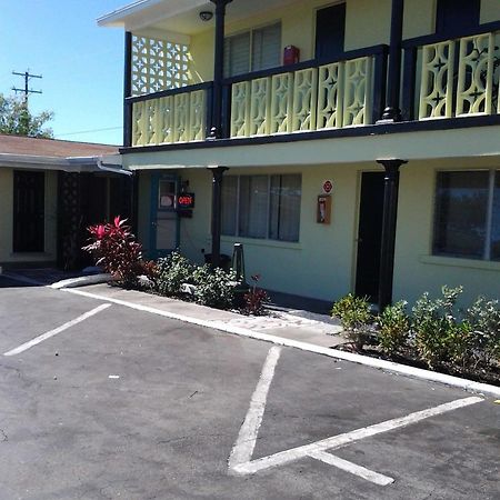 Hotel Martinique Lake Worth Beach Esterno foto