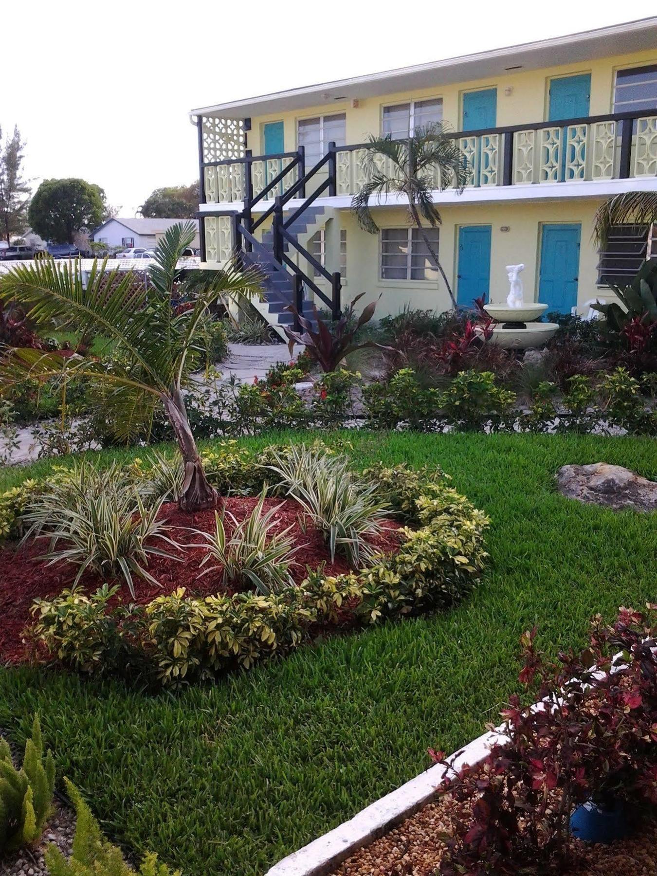 Hotel Martinique Lake Worth Beach Esterno foto