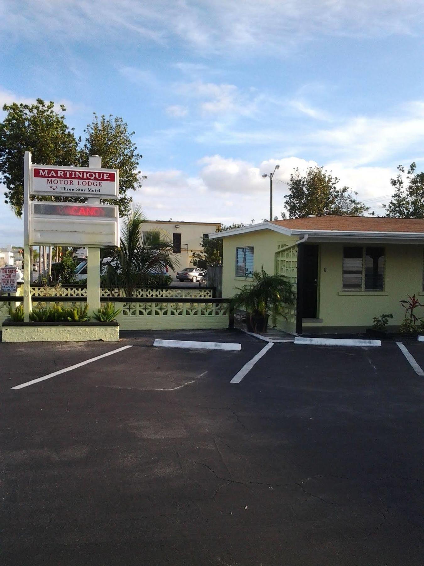 Hotel Martinique Lake Worth Beach Esterno foto